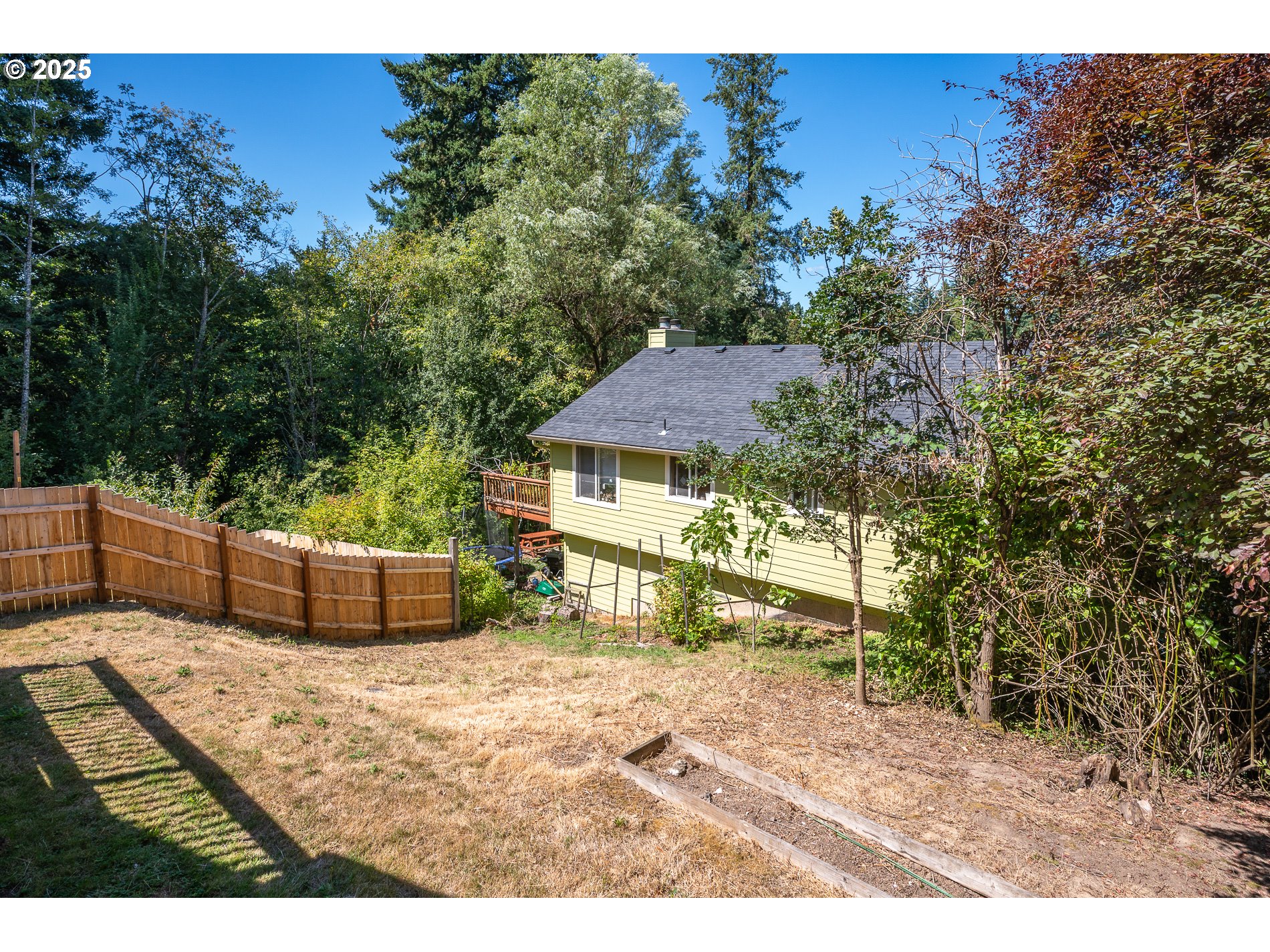 4135 Southwest Brugger Street Portland, OR 97219 - Photo 42 of 46