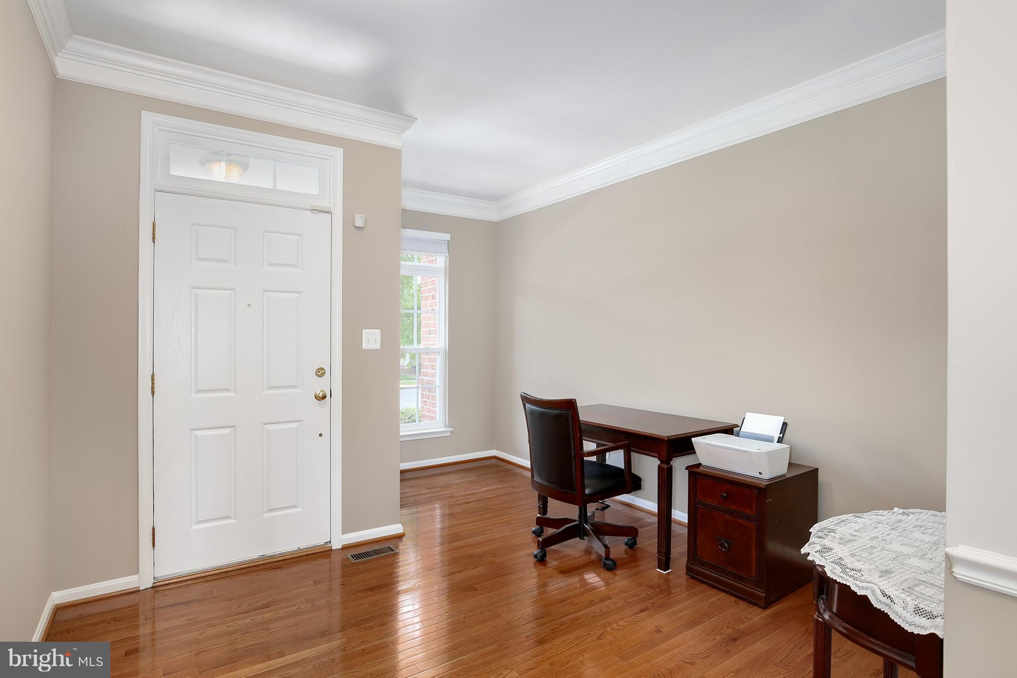 9210 Ribbon Falls Loop Bristow, VA 20136 - Photo 2 of 30 Foyer