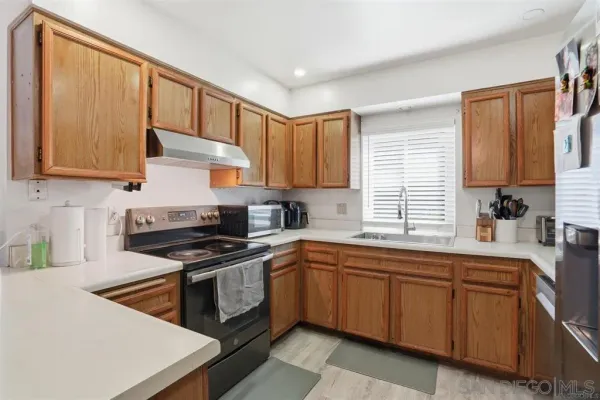 $3,195 | 1512 Concord Way, Chula Vista, CA 91911