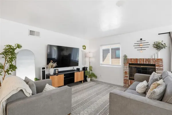 $3,195 | 1512 Concord Way, Chula Vista, CA 91911