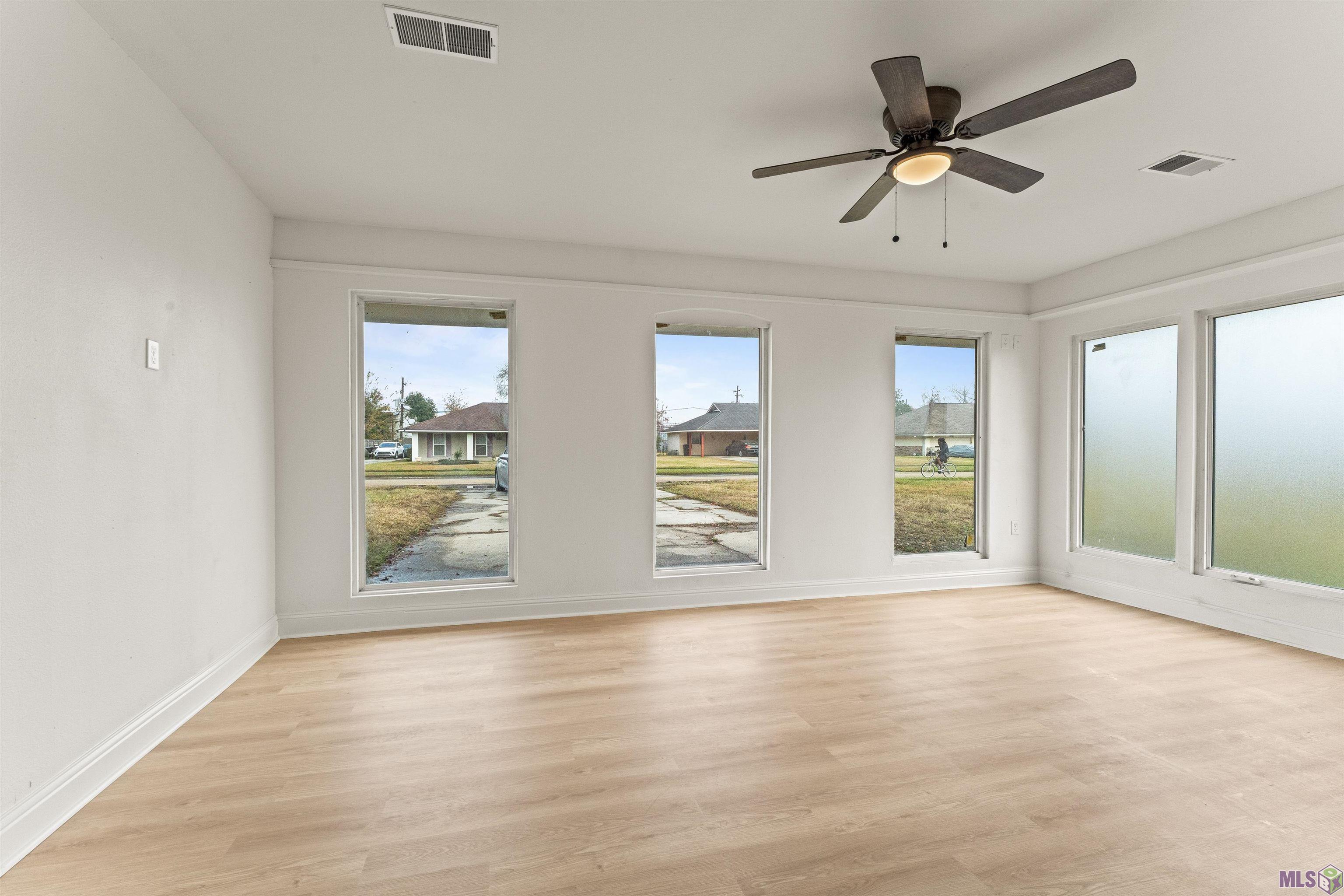 9458 West Darryl Parkway Baton Rouge, LA 70815 - Photo 17 of 32