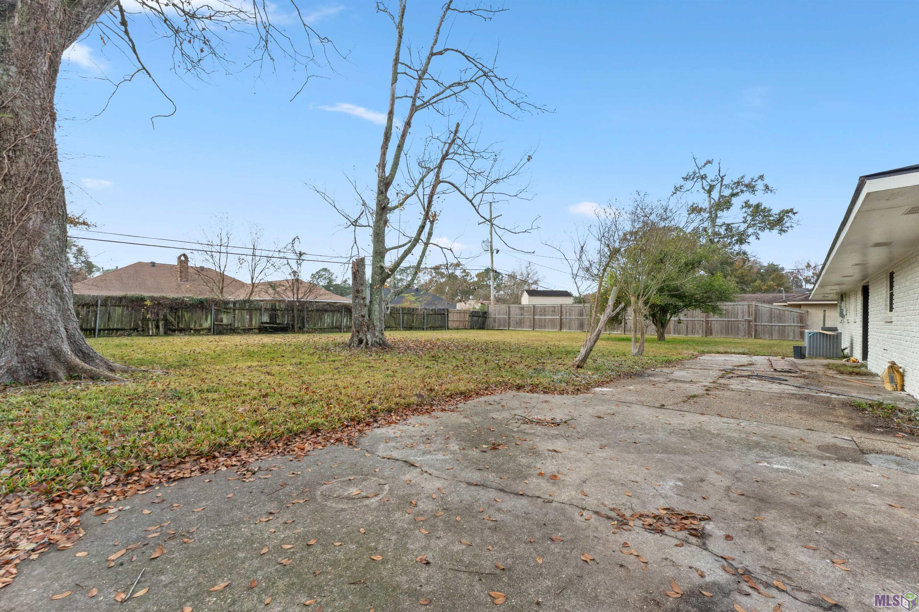 9458 West Darryl Parkway Baton Rouge, LA 70815 - Photo 29 of 32