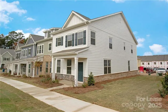 $2,195 | 3130 Glenn Hope Way, Matthews, NC 28104