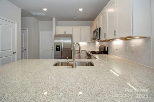 $2,195 | 3130 Glenn Hope Way, Matthews, NC 28104