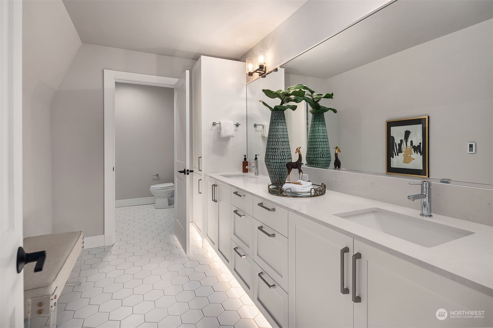 766 North 65th Street Seattle, WA 98103 - Photo 25 of 38 Gallery Image 25