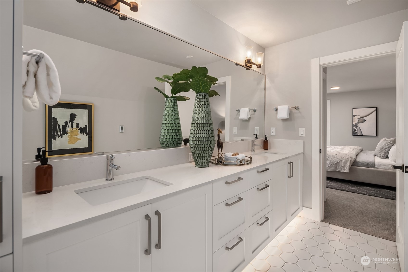 766 North 65th Street Seattle, WA 98103 - Photo 26 of 38 Gallery Image 26