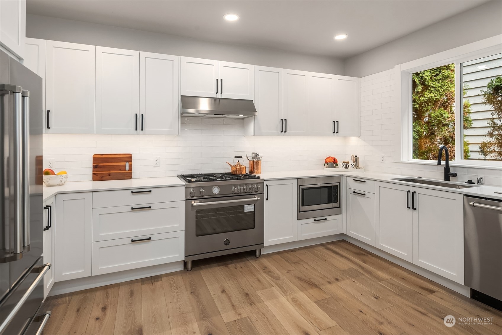 766 North 65th Street Seattle, WA 98103 - Photo 10 of 38 Gallery Image 10