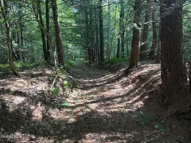 $249,800 | 1976 Ny-29a St-johnstown Ny 12095, Gloversville, NY 12078