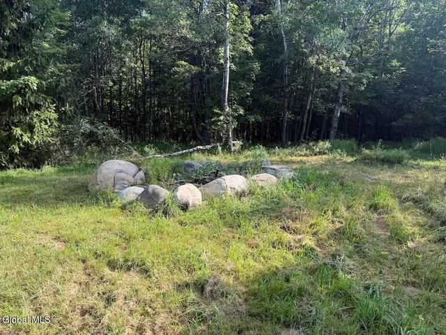 $249,800 | 1976 Ny-29a St-johnstown Ny 12095, Gloversville, NY 12078