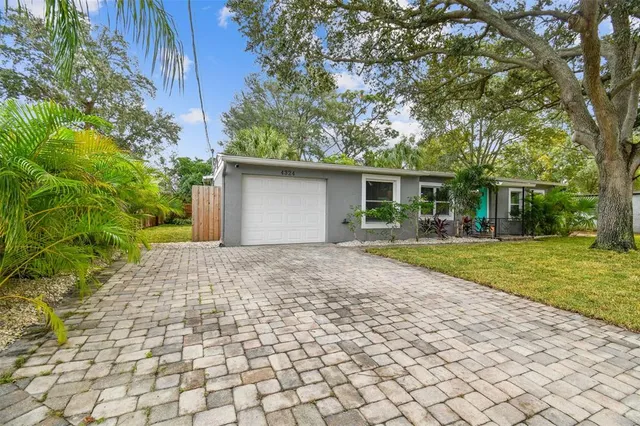 $2,999 | 4324 South Clark Avenue, Tampa, FL 33611