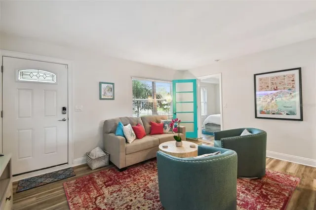 $2,999 | 4324 South Clark Avenue, Tampa, FL 33611