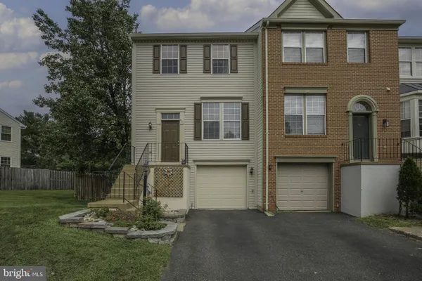 $2,300 | 201 Knollwood Court, Stafford, VA 22554