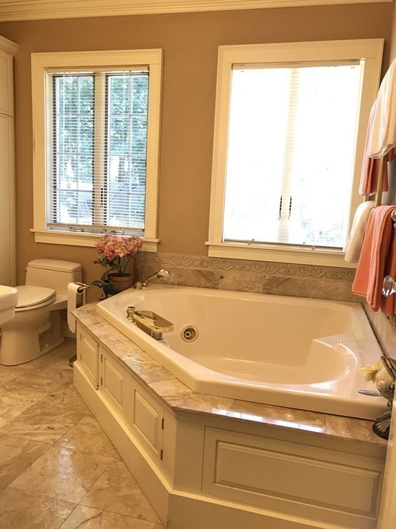 176 Institute Road Worcester, MA 01602 - Photo 15 of 30 Gallery Image 15