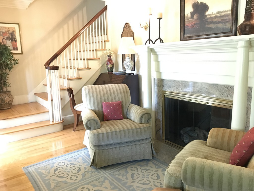176 Institute Road Worcester, MA 01602 - Photo 4 of 30 Gallery Image 4
