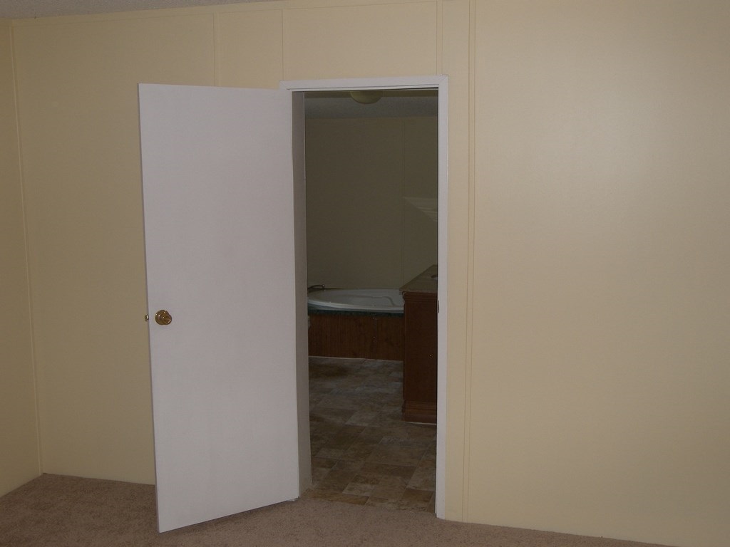 220 Bannerman Road Tallahassee, FL 32312 - Photo 11 of 25 Gallery Image 11