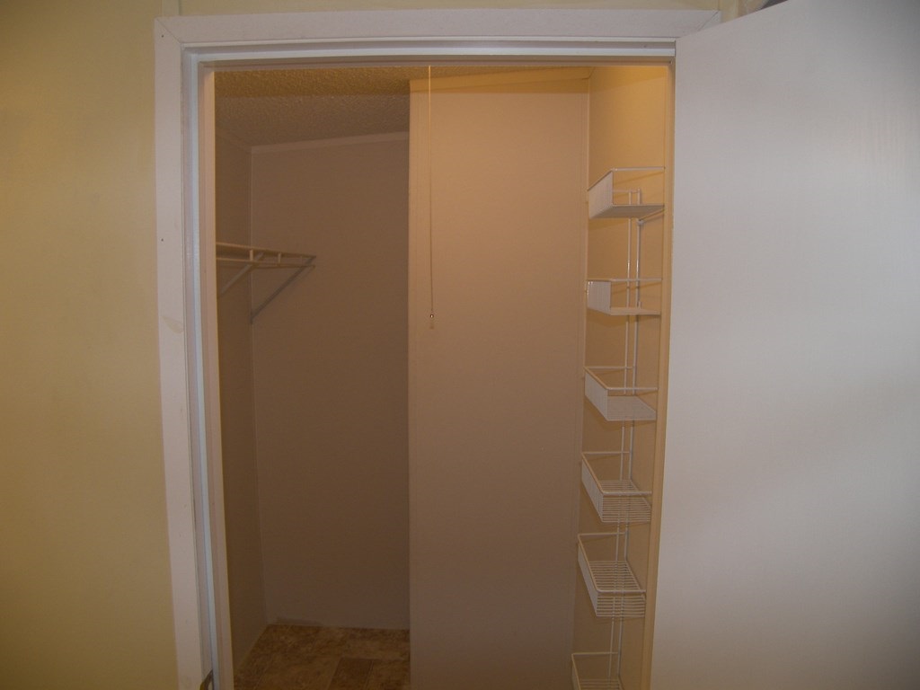 220 Bannerman Road Tallahassee, FL 32312 - Photo 8 of 25 Gallery Image 8