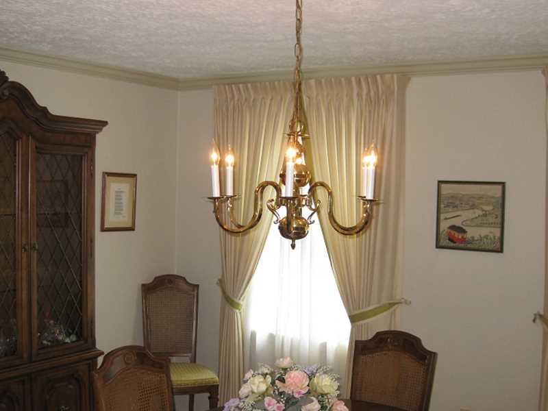 2335 Norton Road Upper St. Clair, PA 15241 - Photo 21 of 25 Dining Room.