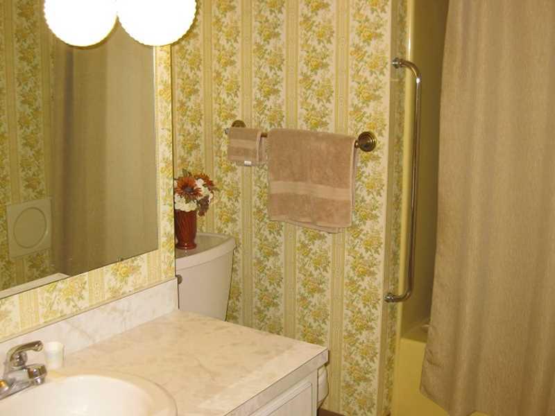 2335 Norton Road Upper St. Clair, PA 15241 - Photo 24 of 25 Master Bath/Spa.