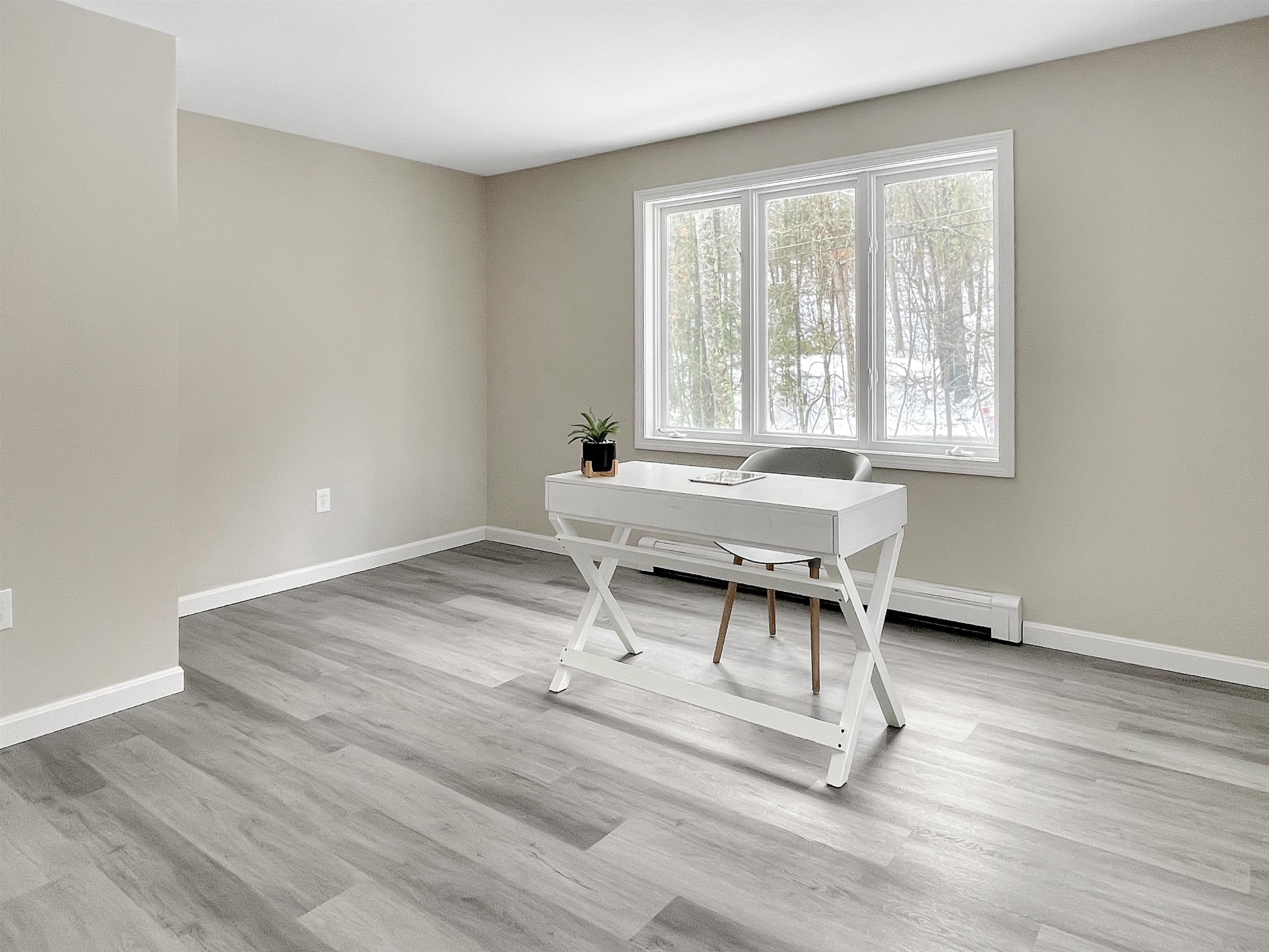 22 Stowell Road Bedford, NH 03110 - Photo 12 of 40 Gallery Image 12