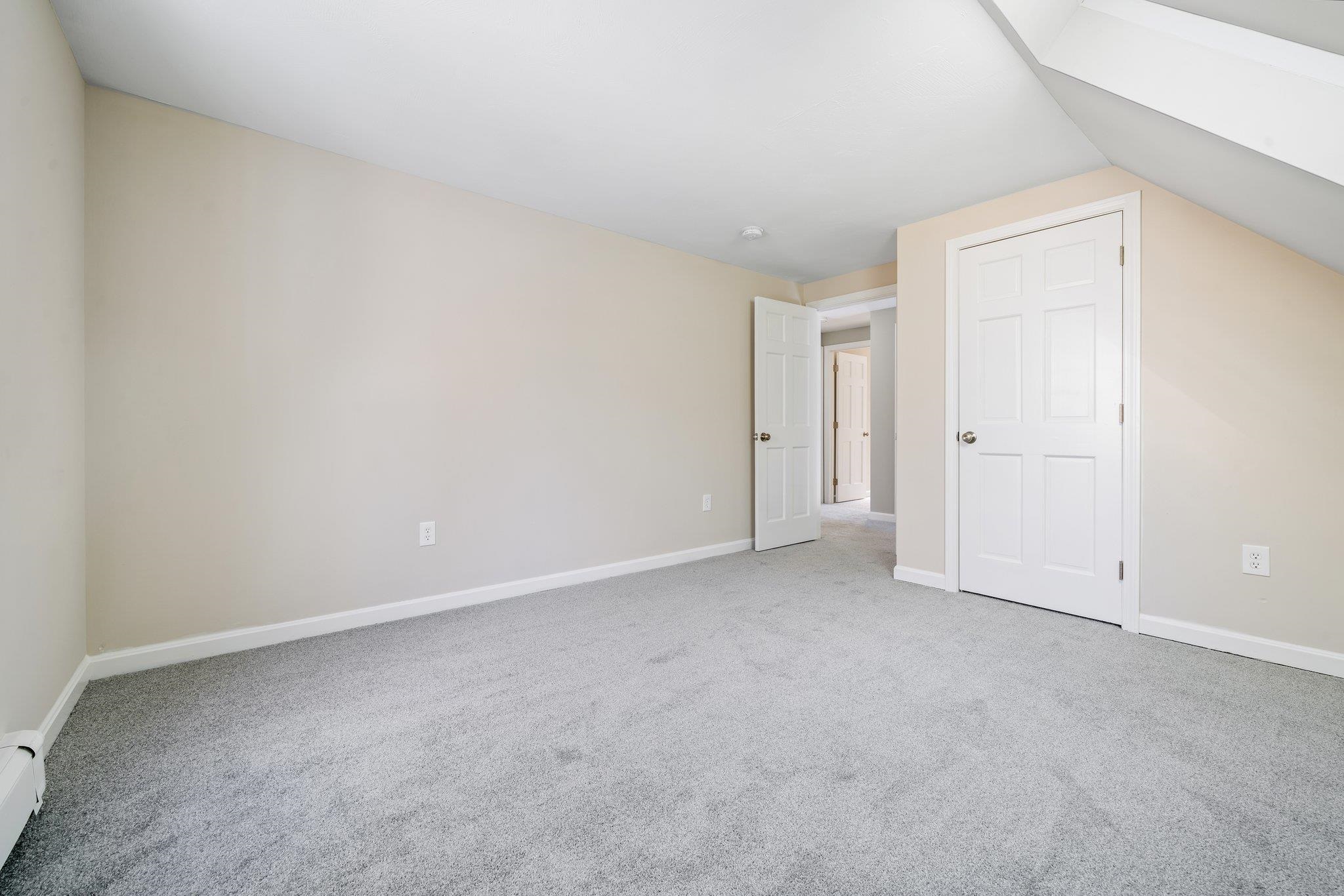 22 Stowell Road Bedford, NH 03110 - Photo 25 of 40 Gallery Image 25