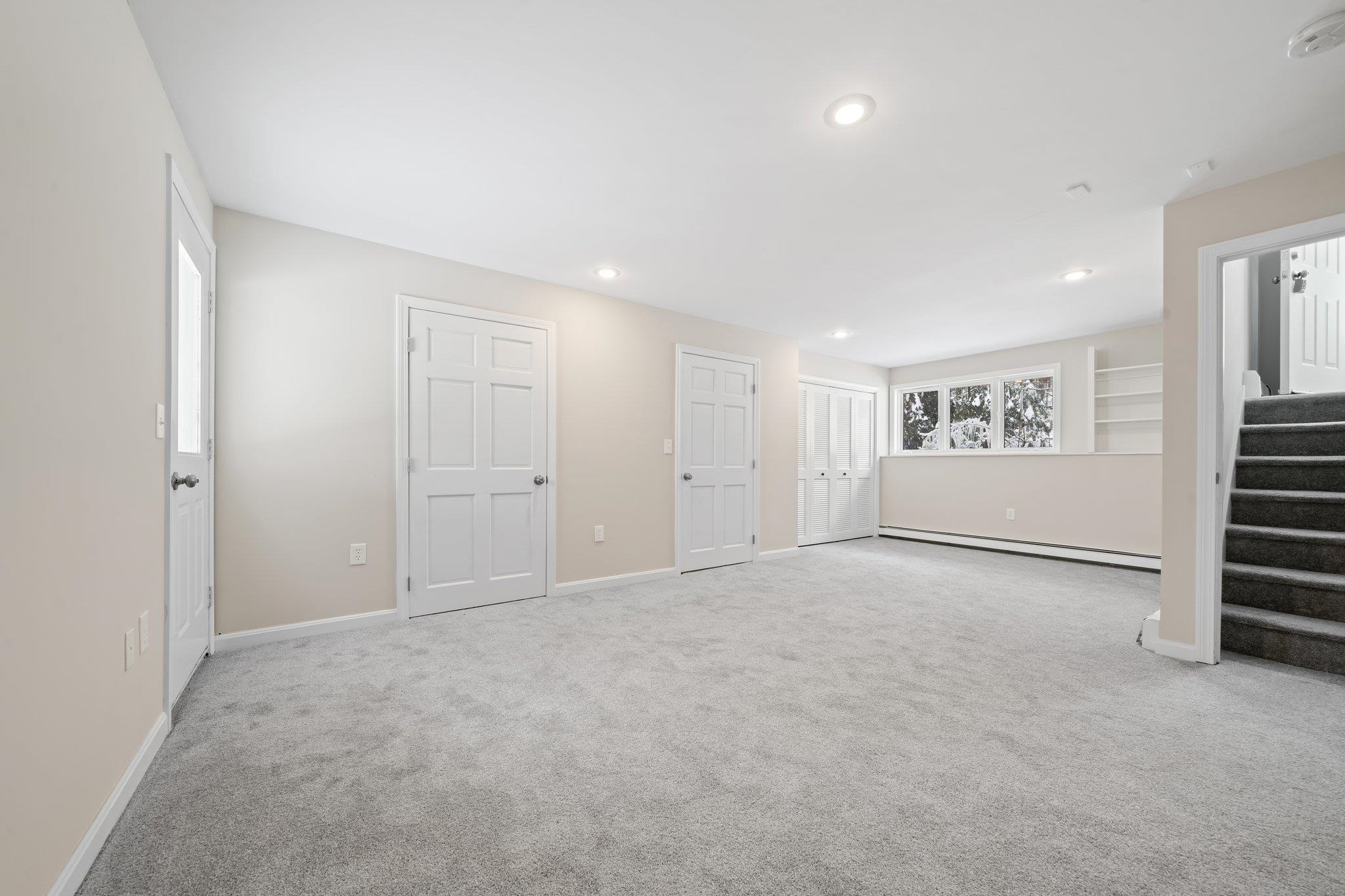 22 Stowell Road Bedford, NH 03110 - Photo 27 of 40 Gallery Image 27