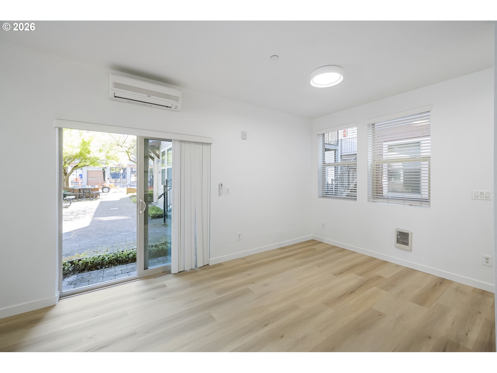 4315 Southeast Division Street, Unit A Portland, OR 97206 - Photo 16 of 26