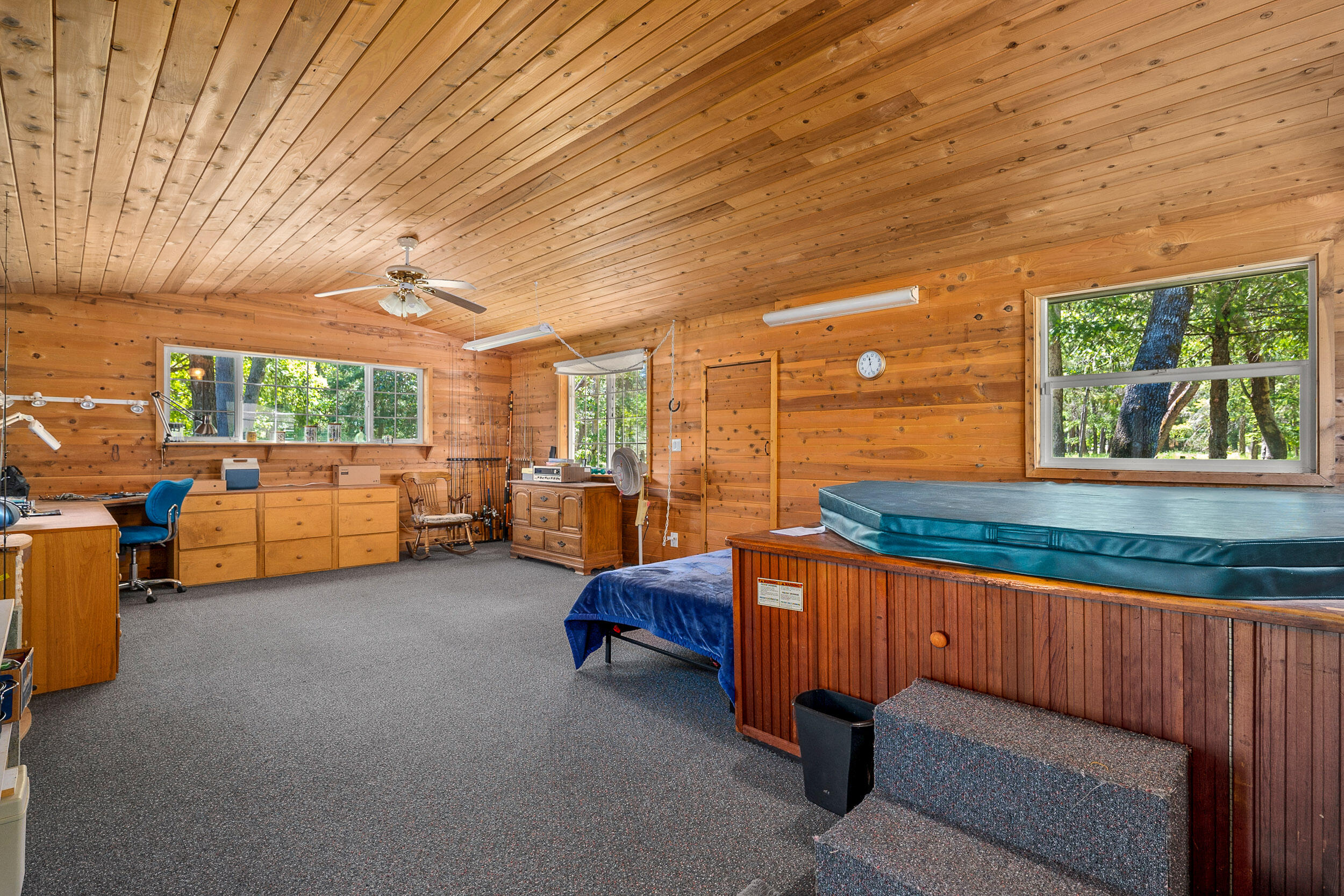 14845 Water Gap Road Williams, OR 97544 - Photo 20 of 44 Bonus Room