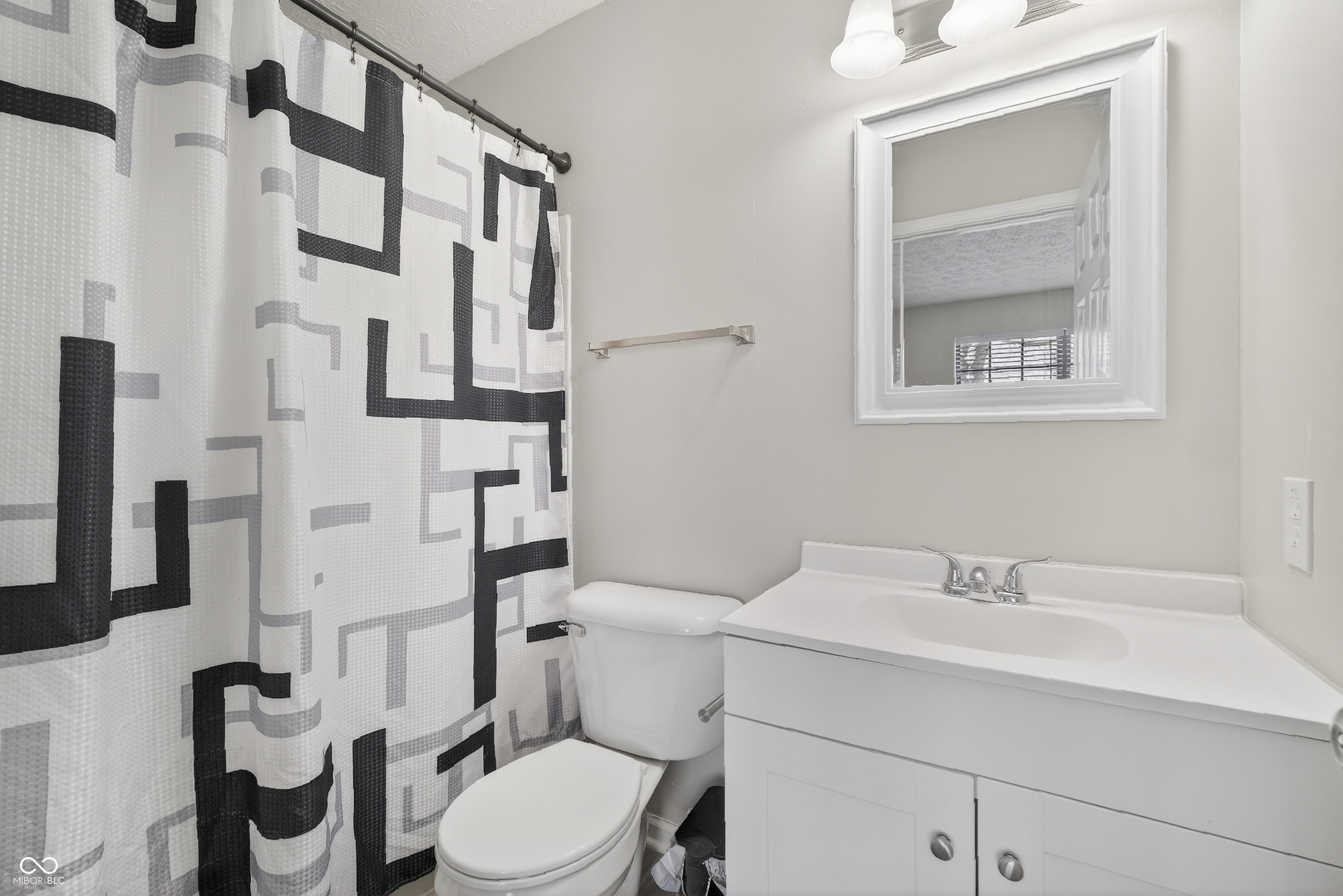3334 Cherry Lake Road Indianapolis, IN 46235 - Photo 17 of 26 Gallery Image 17