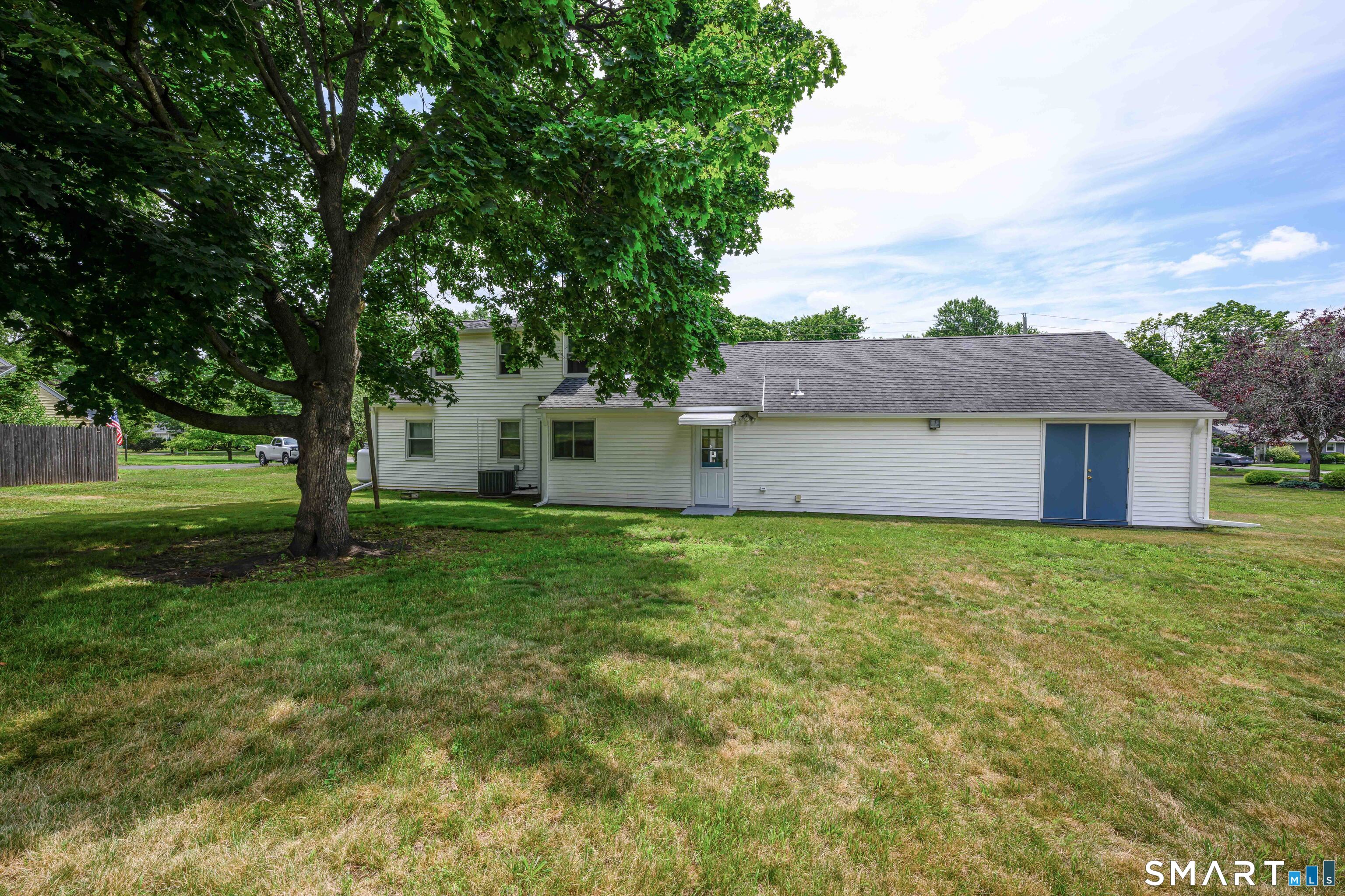 93 Pool Road North Haven, CT 06473 - Photo 6 of 39 Gallery Image 6