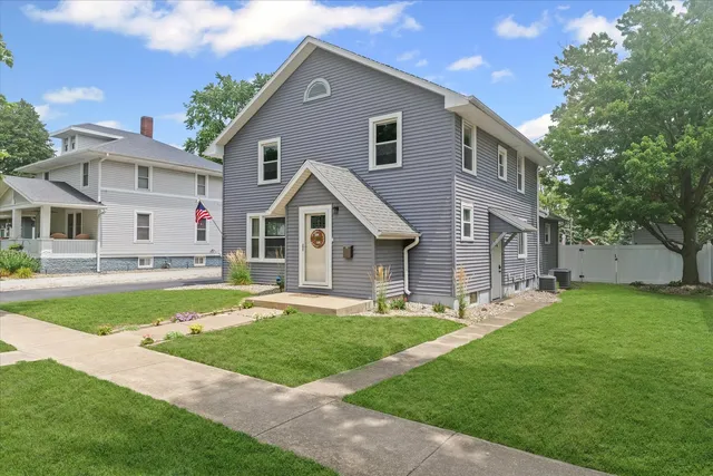 $269,900 | 414 North Church Street, Gibson City, IL 60936