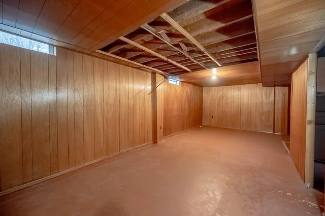 $279,900 | 110 Crab Tree Lane, Racine, WI 53406