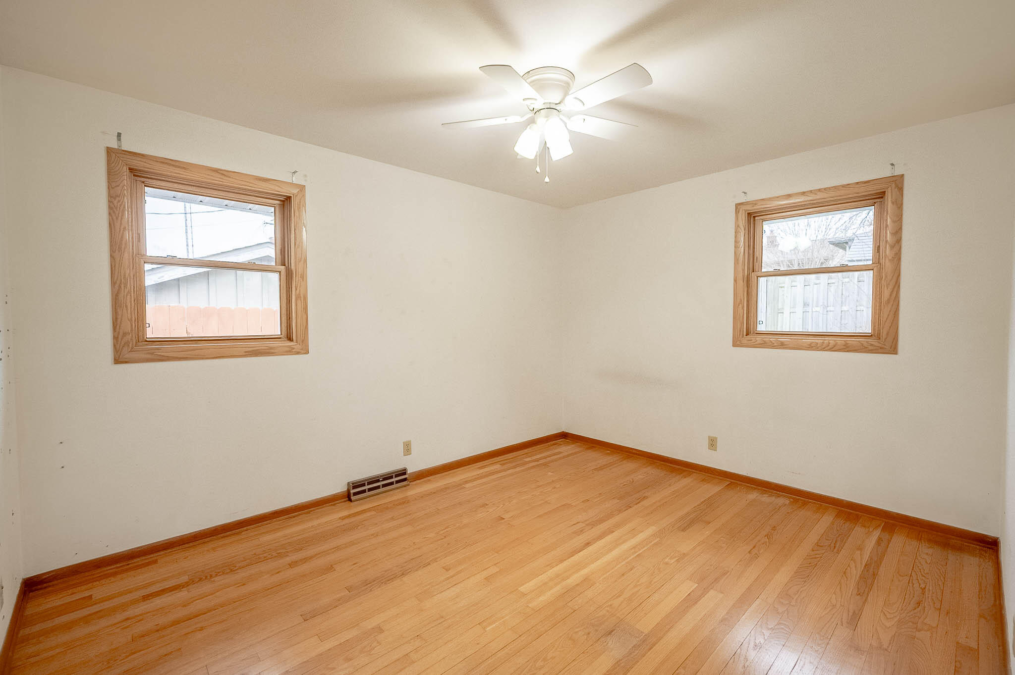 110 Crab Tree Lane Racine, WI 53406 - Photo 9 of 15 Crab Tree - 012 - KEP