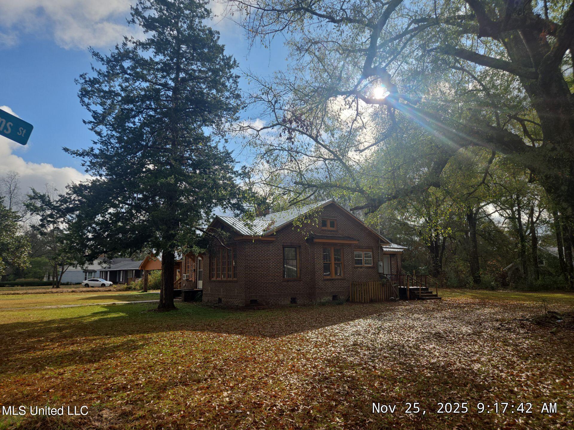 413 Pine Street Lexington, MS 39095 - Photo 5 of 28 32-Nov 25, 2025 15-17-43-P3FP