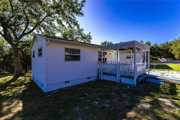 $299,000 | 202 Orangeview Circle, Lakeland, FL 33803
