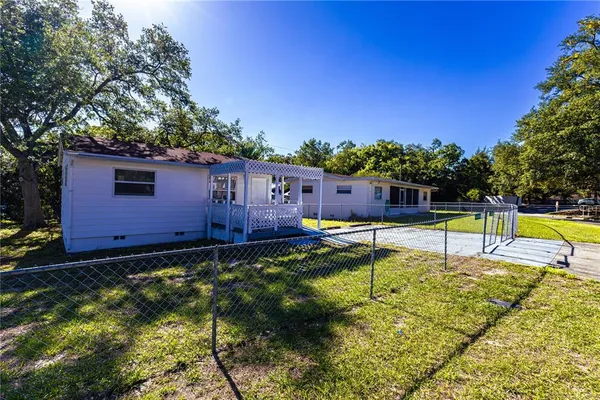 $299,000 | 202 Orangeview Circle, Lakeland, FL 33803