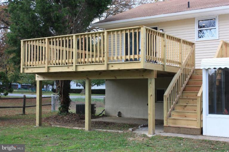 13103 Miles Road Middle River, MD 21220 - Photo 27 of 29 Deck