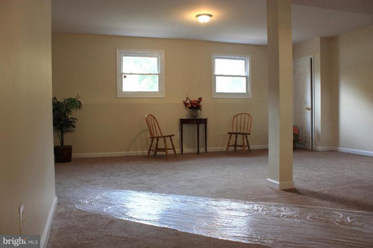 13103 Miles Road Middle River, MD 21220 - Photo 10 of 29 Recreation Room