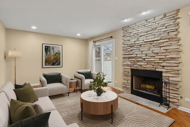 $339,000 | 30W539 Fairway Drive, Naperville, IL 60563