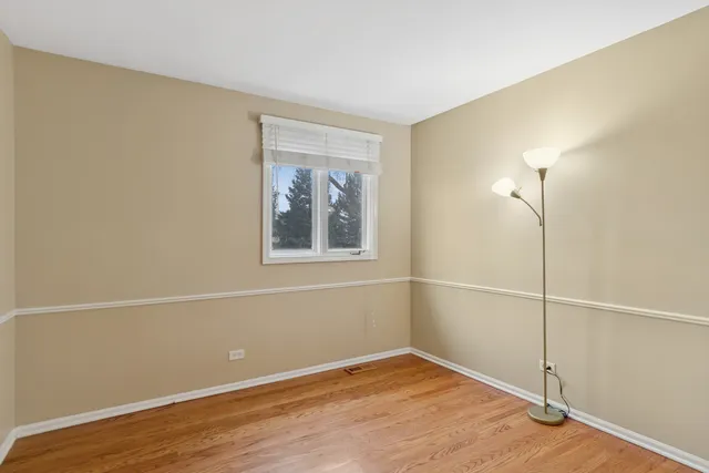 $339,000 | 30W539 Fairway Drive, Naperville, IL 60563