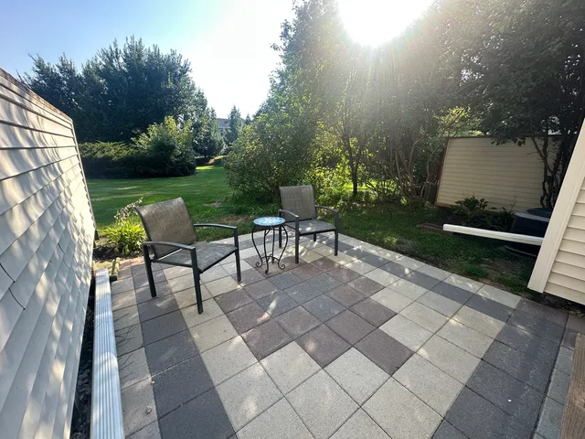 $339,000 | 30W539 Fairway Drive, Naperville, IL 60563