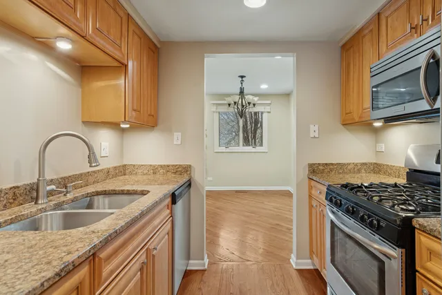 $339,000 | 30W539 Fairway Drive, Naperville, IL 60563