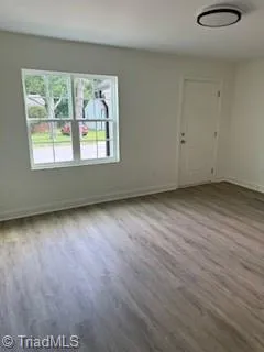 $1,250 | 139 Nelson Street, Unit 201, Kernersville, NC 27284