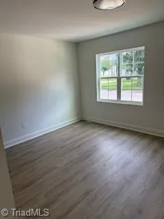 $1,250 | 139 Nelson Street, Unit 201, Kernersville, NC 27284