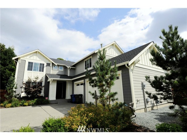 5605 Northeast 5th Circle Renton, WA 98059 - Photo 1 of 13