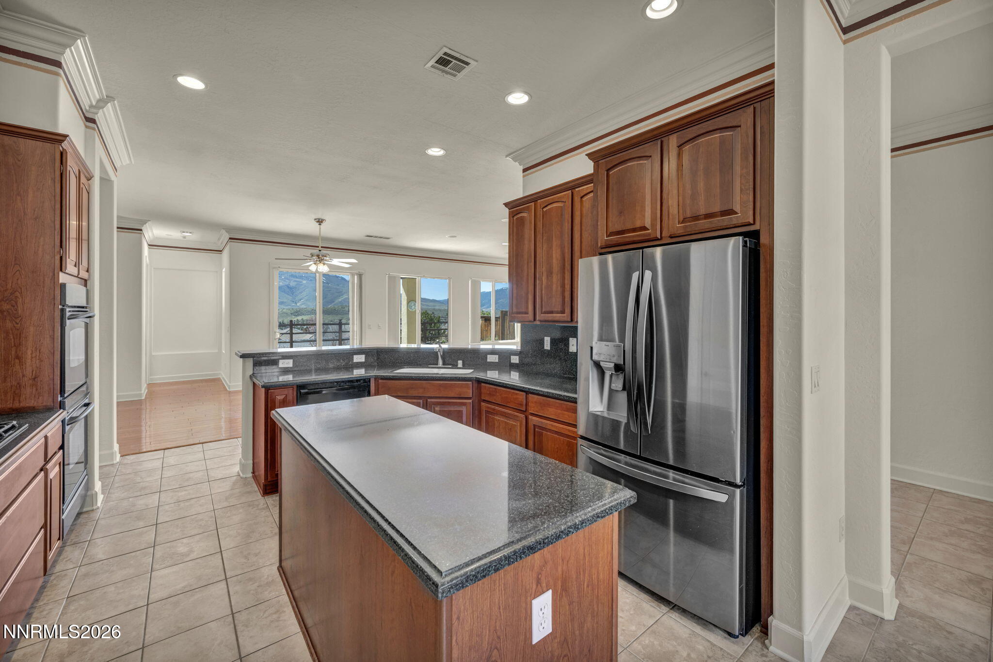 9160 Mount Pleasant Drive Reno, NV 89523 - Photo 11 of 36 Kitchen2