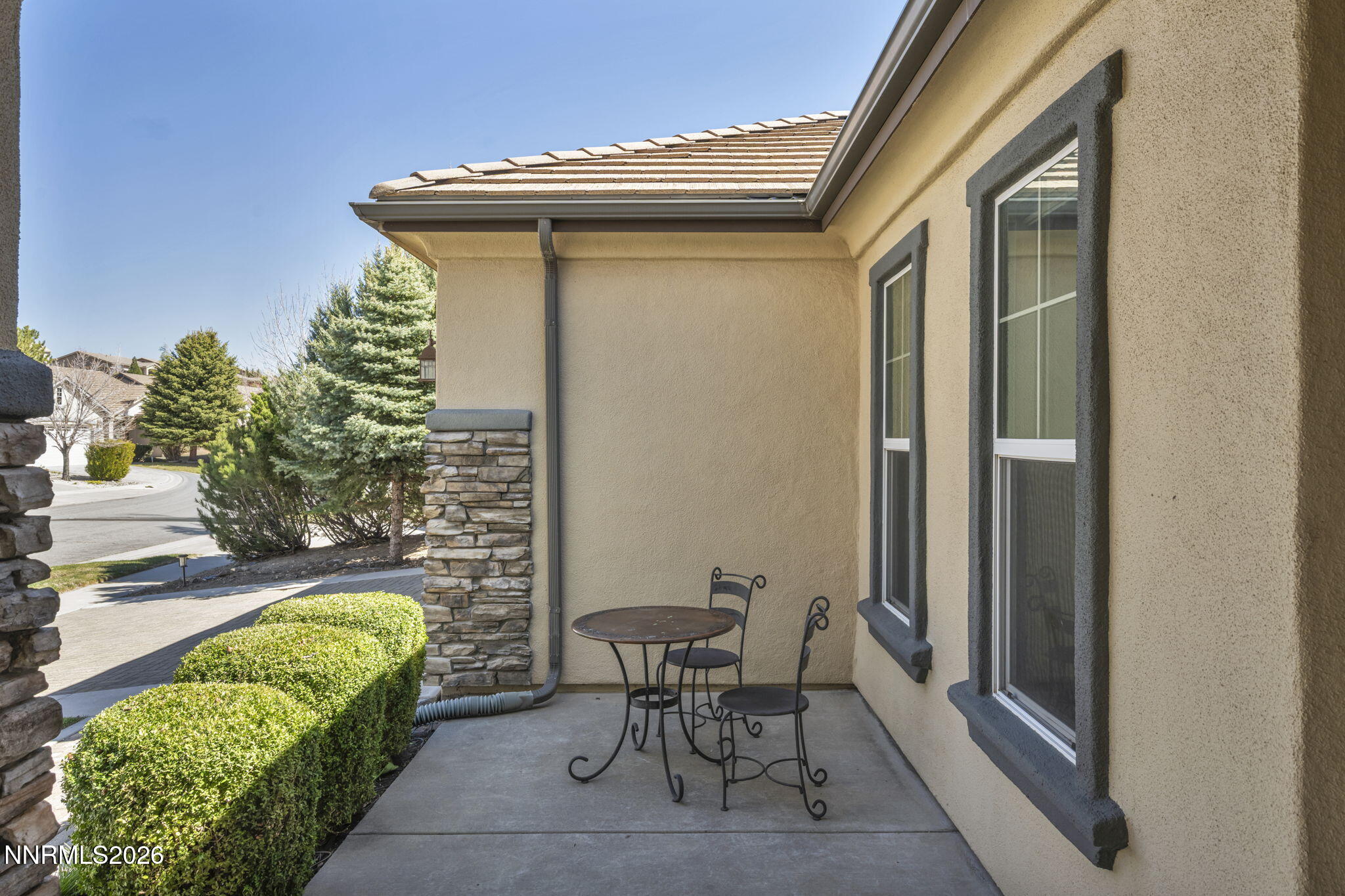 9160 Mount Pleasant Drive Reno, NV 89523 - Photo 4 of 36 Front3