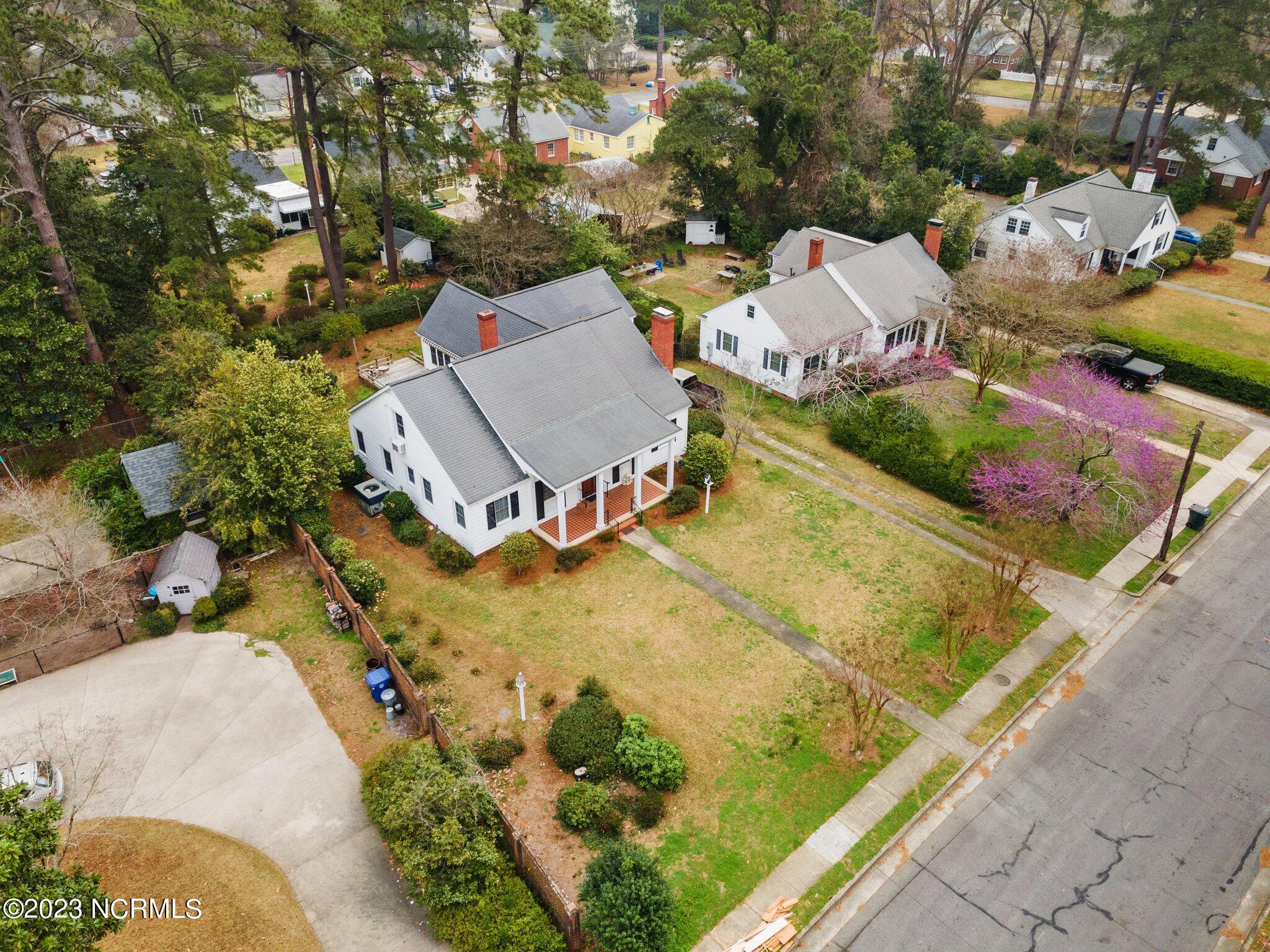 909 Rountree Street Kinston, NC 28501 - Photo 6 of 59 6-web-or-mls-DJI_0003
