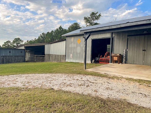 570 Four Notch Road Huntsville, TX 77340 - Photo 6 of 29