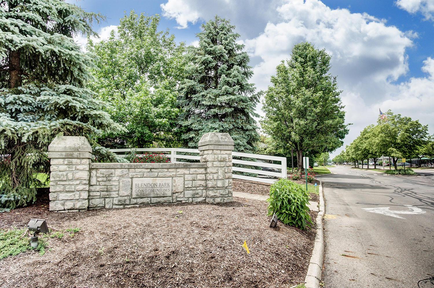 5383 North Hamilton Road, Unit 1E Columbus, OH 43230 - Photo 5 of 47