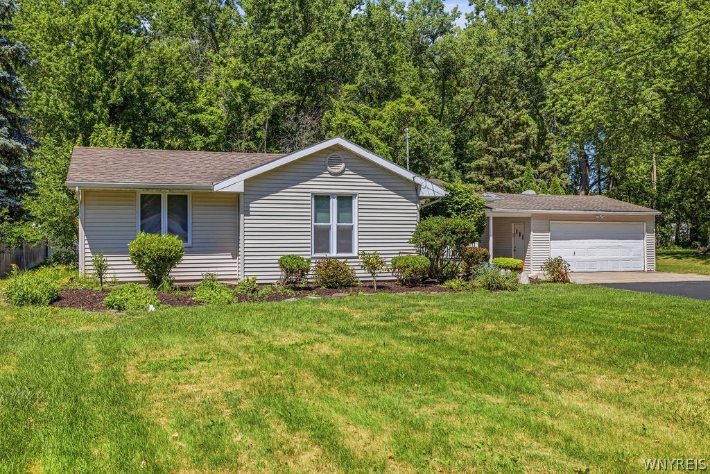 150 North French Road Amherst, NY 14228 - Photo 2 of 21